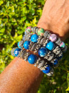 Pulsera elástica piedras naturales, rondeles de metal y ágatas azul