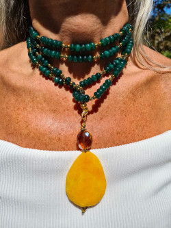 Long necklace of green jasper and yellow agate with Czech crystal