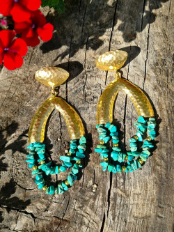 Large gold-plated earrings with turquoise and labradorite