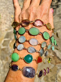 Pulsera de plata con minerales