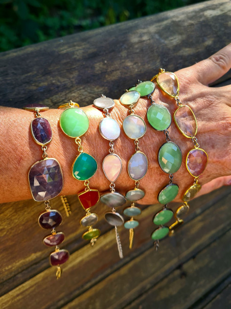 Pulsera de plata con minerales