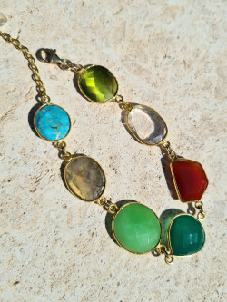 Pulsera de plata con minerales