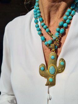Long ethnic necklace with turquoise howlite and cactus pendant
