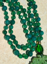 Collar largo de ágatas con cristal checo y medallón de jade
