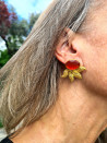 Gold earrings with cat's eye and gold leaves