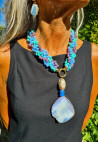 Short necklace with Czech crystals and abalone pendant – Unique piece