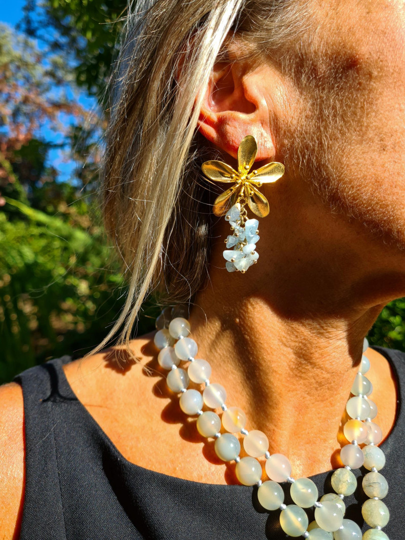 Pendientes flor bañados en oro con ágatas exclusivas