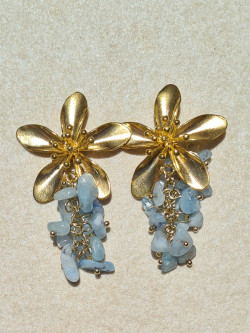 Pendientes flor bañados en oro con ágatas exclusivas