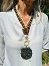 Collar de perlas barrocas y ojo de tigre con colgante de jade