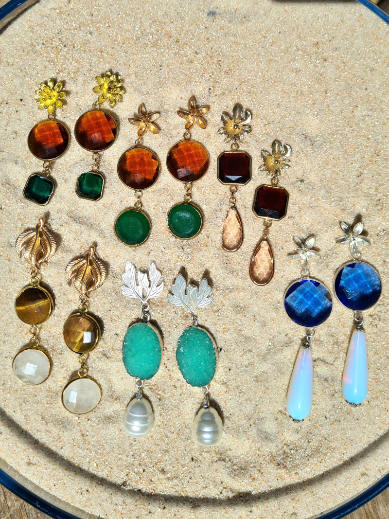 Pendientes largos de flores, ágata y cristales checos exclusivos