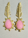 Pendientes largos dorados con pluma y ágata natural exclusivos