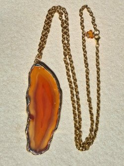 Long chain necklaces with natural stones
