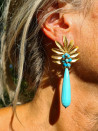 Pendientes dorados hojas y piedras cascada