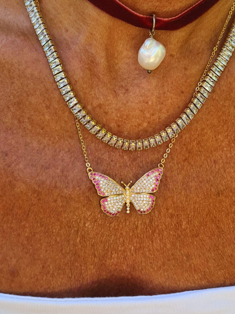 Steel and rhodium-plated chain with cubic zirconia